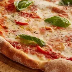 Jak zrobić spód do pizzy: prosty przepis na idealne ciasto