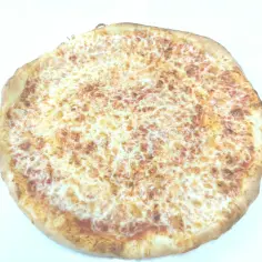 Ile waży pizza margherita 32 cm? Odkryj, co wpływa na wagę