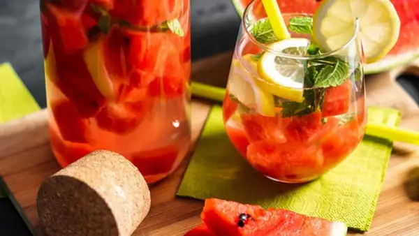 Drinki z arbuzem na lato - Przepisy alkoholowe i bezalkoholowe